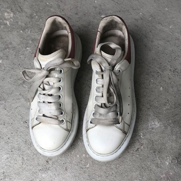 Alexander McQueen oversize trainers - Picture 1 of 10